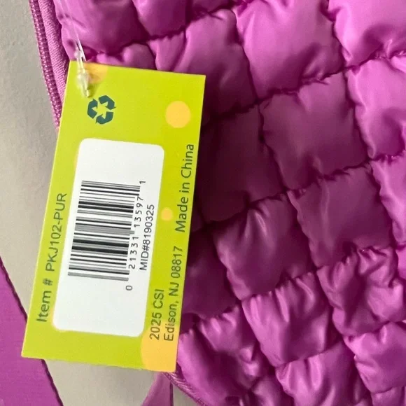 Pickle O Joe Quilted Sling Bag Purple Zip Pockets Lightweight Adjustable NWT - Picture 10 of 11